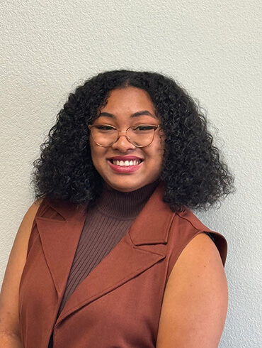 Headshot of Malaya Pietruszka